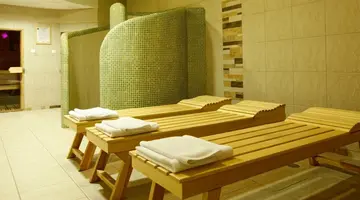Hotel Apis