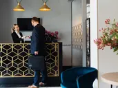 Hotel Apis