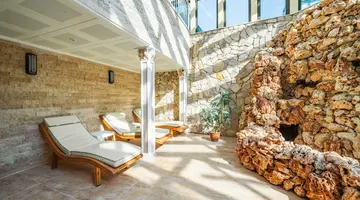 HOTEL AQUA