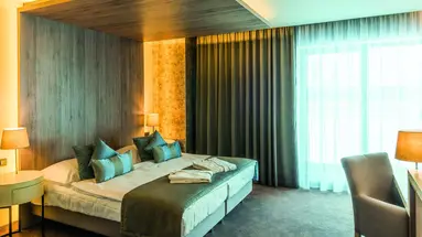 Hotel AquaCity Seasons