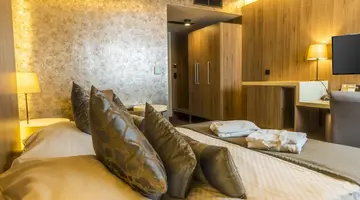 Hotel AquaCity Seasons