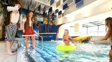 Hotel AquaCity Seasons