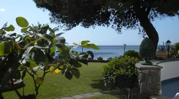 Hotel Arathena Rocks