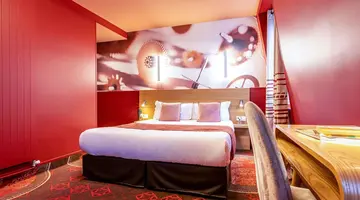Hotel Ariane Montparnasse by Patrick Hayat