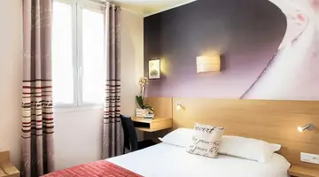 Hotel Ariane Montparnasse by Patrick Hayat