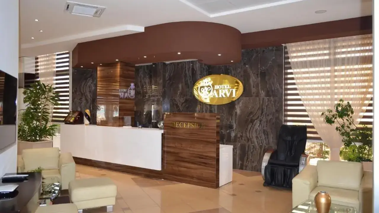 HOTEL ARVI