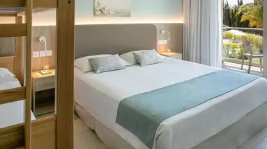 Hotel Asterias Beach