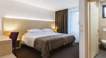 HOTEL ASTORIA***