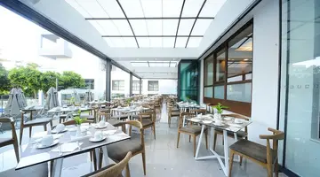 Hotel Atrium Ambiance