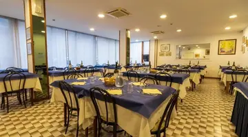 Hotel Ausonia
