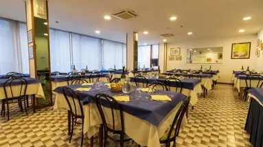 Hotel Ausonia
