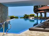 Hotel Avala Resorts & Villas
