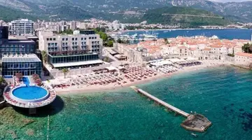 Hotel Avala Resorts & Villas