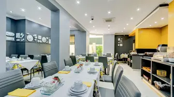 Hotel Avenida Park
