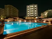 Hotel Avila In***