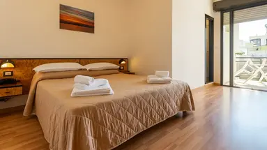 Hotel Avila In***