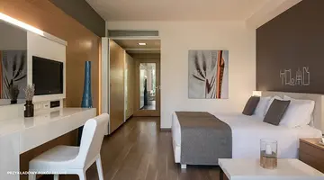 Hotel Avra Imperial