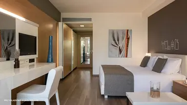 Hotel Avra Imperial