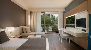 Hotel Avra Imperial