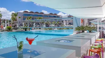 Hotel Avra Imperial