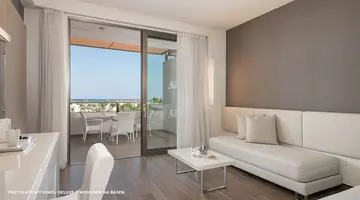 Hotel Avra Imperial