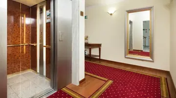 Hotel Bacchus