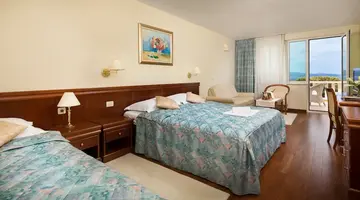 Hotel Bacchus