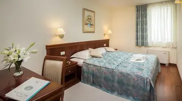 Hotel Bacchus