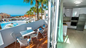 Hotel Bahia Calma Beach