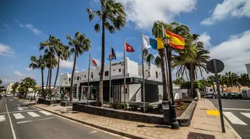 Hotel Bahia Calma Beach