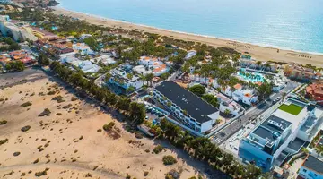 Hotel Bahia Calma Beach