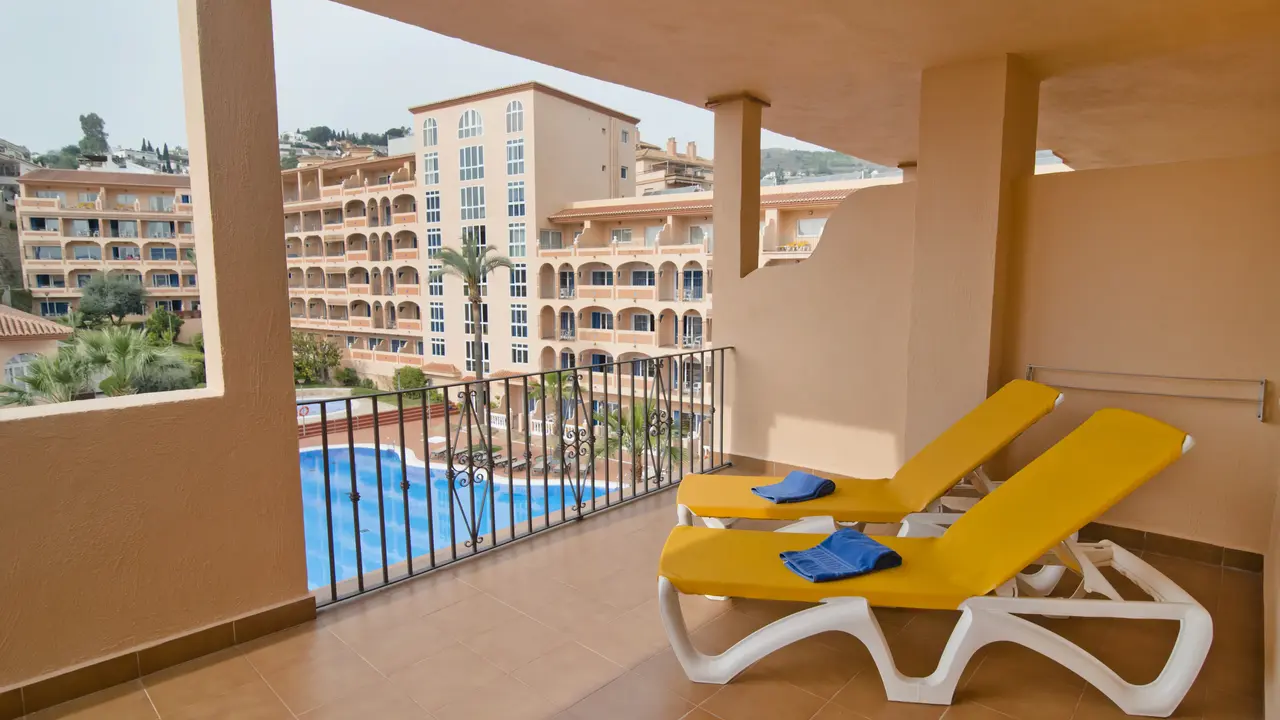 HOTEL BAHIA TROPICAL
