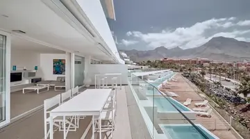 Hotel Baobab Suites