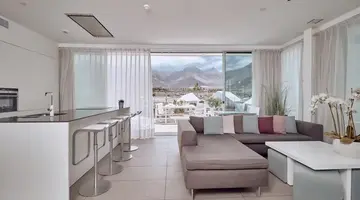 Hotel Baobab Suites