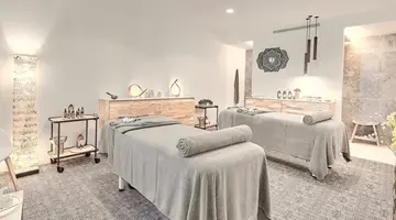 Hotel Baobab Suites
