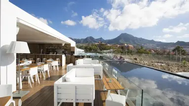 Hotel Baobab Suites