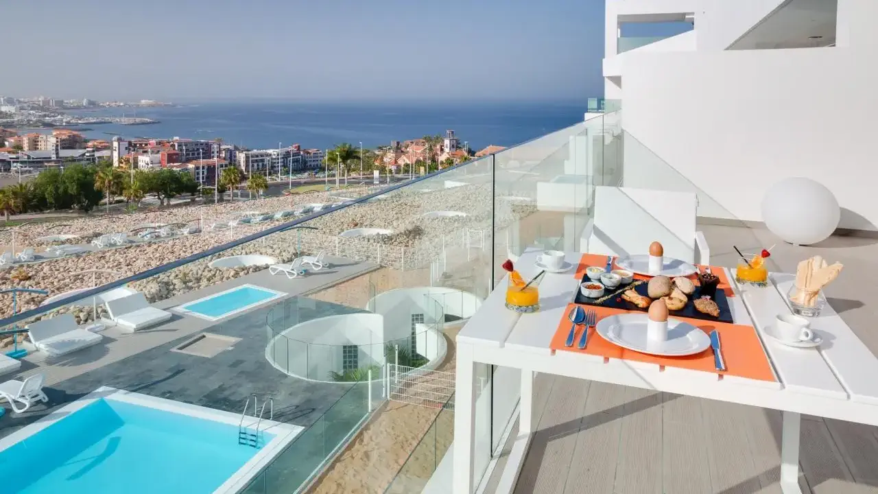 Hotel Baobab Suites