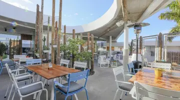 Hotel Baobab Suites