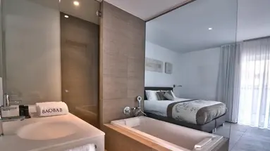 Hotel Baobab Suites