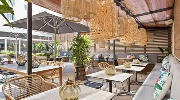 Hotel Barcelona Apolo affiliated by Meliá