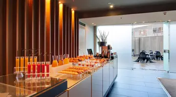 Hotel Barcelona Condal Mar Affiliated by Melia