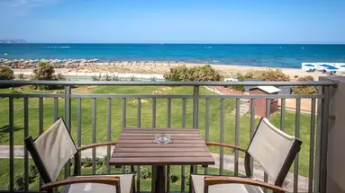 .HOTEL BELLA BEACH