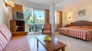 HOTEL BELLEVUE CLUB