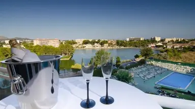 HOTEL BELLEVUE LAGOMONTE