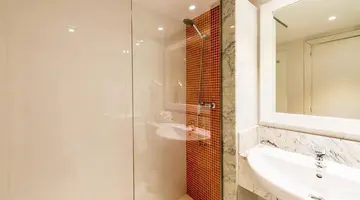 HOTEL BELLEVUE LAGOMONTE