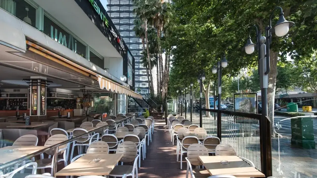 Hotel Belroy