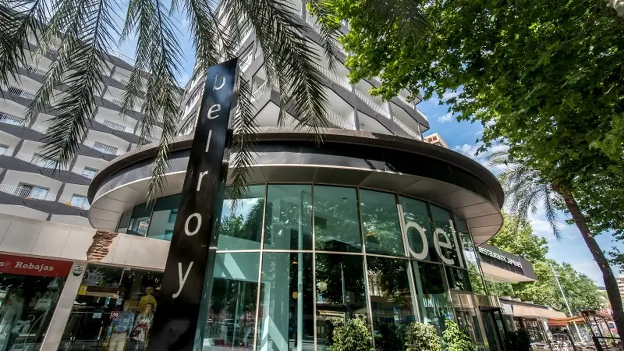 Hotel Belroy