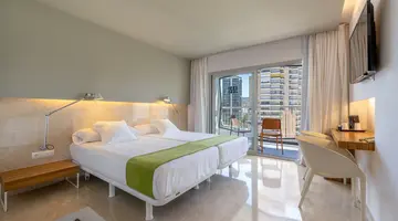 Hotel Belroy
