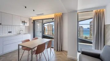 Hotel Belroy