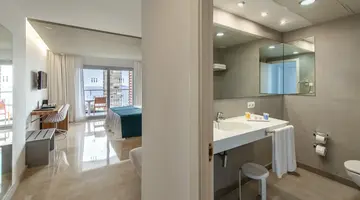 Hotel Belroy